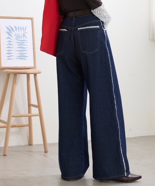 MONO-MART(モノマート)の「サイドピコレースワイドデニムパンツ<マシンウォッシャブル>(デニムパンツ・レディース・インディゴブルー/ブラック/サックスブルー/グレー・S/L/M)」の8枚目の写真