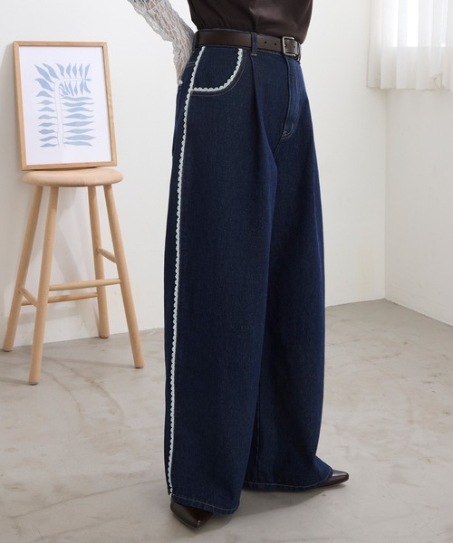 MONO-MART(モノマート)の「サイドピコレースワイドデニムパンツ<マシンウォッシャブル>(デニムパンツ・レディース・インディゴブルー/ブラック/サックスブルー/グレー・S/L/M)」の10枚目の写真