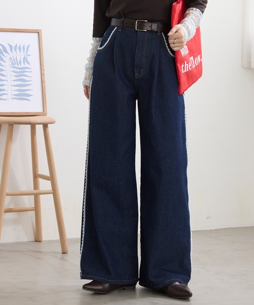 MONO-MART(モノマート)の「サイドピコレースワイドデニムパンツ<マシンウォッシャブル>(デニムパンツ・レディース・インディゴブルー/ブラック/サックスブルー/グレー・S/L/M)」の16枚目の写真