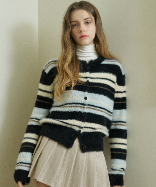 VLETI(ブレッティ)の「Color Scheme Striped Knit Cardigan (Black)(カーディガン/ボレロ・レディース・ブラック・FREE)」の2枚目の写真