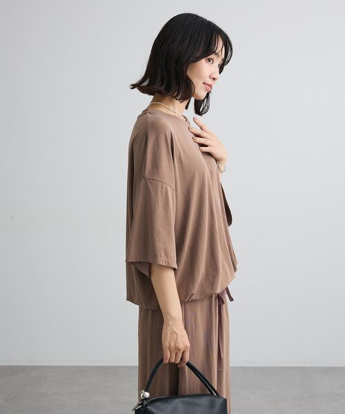 Green Parks(グリーンパークス)の「サンドウォッシュ加工とろみカットプルオーバー(Tシャツ/カットソー・レディース・グレー/ブラウン/ブラック・FREE)」の19枚目の写真