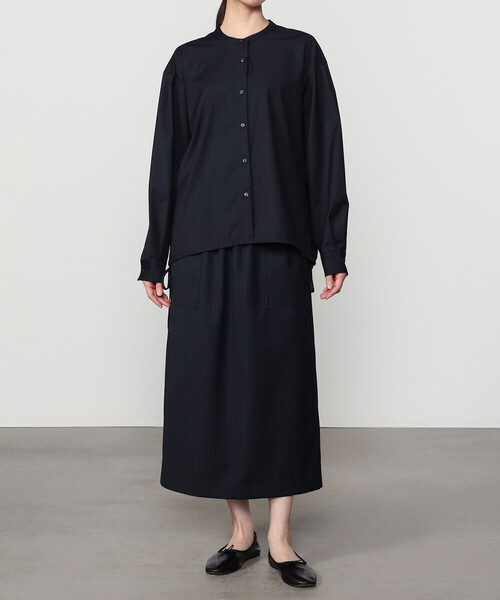 nicholson&nicholson（ニコルソンアンドニコルソン）の「nicholson & nicholson | 〈別注〉 ドローストリング長袖ブラウス WOMEN（シャツ/ブラウス・レディース・チャコール/ネイビー・38）」の14枚目の写真