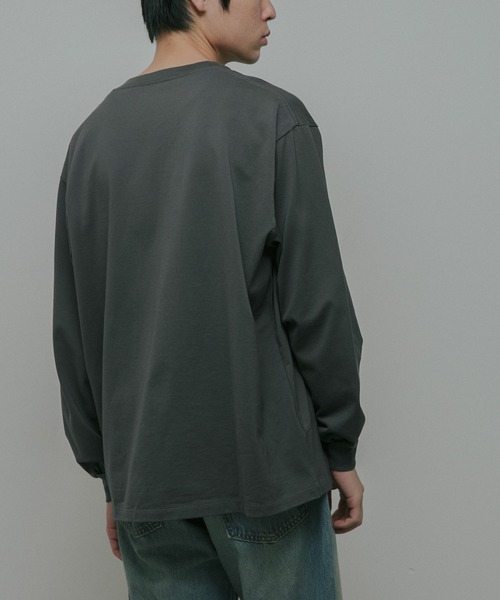 URBAN RESEARCH DOORS（アーバンリサーチドアーズ）の「Ultima Jersey Long-Sleeve T-Shirts（Tシャツ/カットソー・メンズ・ホワイト/チャコールグレー/ブラウン・MEDIUM/LARGE/SMALL）」の2枚目の写真