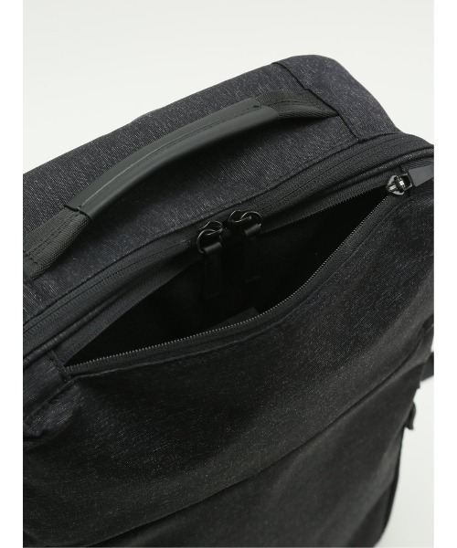 TAKA-Q(タカキュー)の「バックパック メンズ ビジネス 鞄 リュック バッグA4対応 撥水 クッションポケット 軽量(バックパック/リュック・メンズ・ブラック×ホワイト/ブラック・FREE)」の17枚目の写真