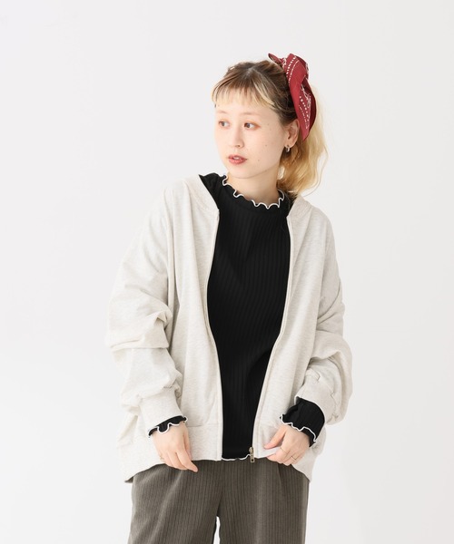 HEART MARKET(ハートマーケット)の「クルー配色メローインナー(Tシャツ/カットソー・レディース・ブラック/ピンク/ナチュラル/ブラック系/ブルー/チャコール/グレー/ホワイト系/イエロー/ホワイト・MEDIUM/LL/LARGE)」の4枚目の写真