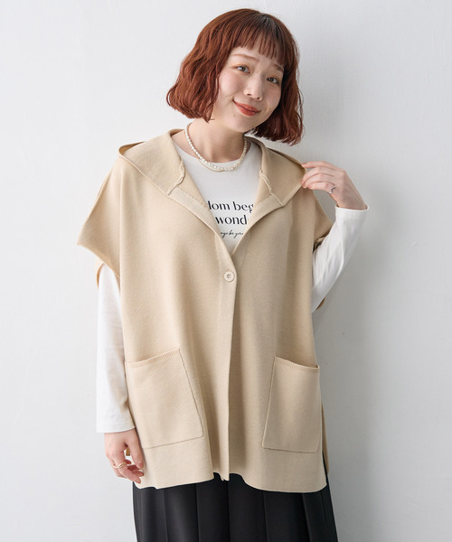 anyfee(エニフィー)の「【anyfee/大きいサイズ】フーディーゆるニットベスト(カーディガン/ボレロ・レディース・ベージュ/ブラック・3L/5L/4L/LL)」の2枚目の写真