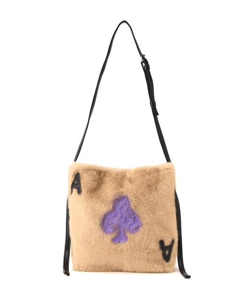 ROYAL FLASH(ロイヤルフラッシュ)の「guernika/ゲルニカ/Fur Bag / size L(ショルダーバッグ・レディース・ベージュ/ホワイト・F)」の15枚目の写真