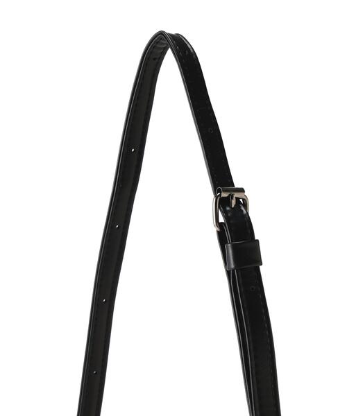 ROYAL FLASH(ロイヤルフラッシュ)の「guernika/ゲルニカ/Fur Bag / size L(ショルダーバッグ・レディース・ベージュ/ホワイト・F)」の4枚目の写真