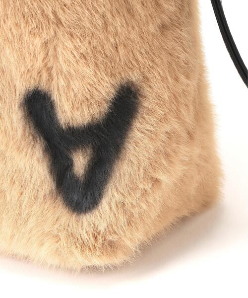 ROYAL FLASH(ロイヤルフラッシュ)の「guernika/ゲルニカ/Fur Bag / size L(ショルダーバッグ・レディース・ベージュ/ホワイト・F)」の9枚目の写真