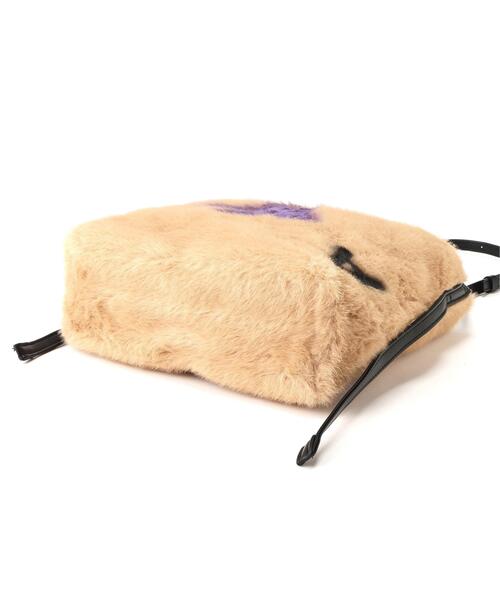 ROYAL FLASH(ロイヤルフラッシュ)の「guernika/ゲルニカ/Fur Bag / size L(ショルダーバッグ・レディース・ベージュ/ホワイト・F)」の10枚目の写真