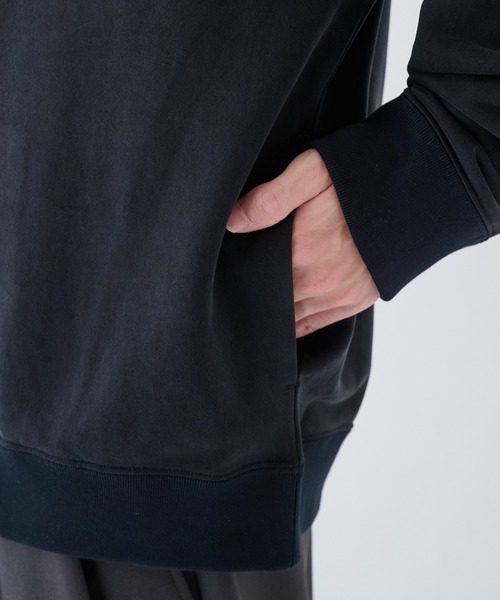 KANEMASA PHIL.(カネマサフィル)の「【KANEMASA PHIL.】別注 28G Cupro Pullover(スウェット・メンズ・チャコールグレー/レッド/ベージュ/ブラック・L/M)」の9枚目の写真