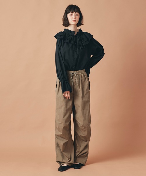 AT THE TRNK(アットザトランク)の「パラシュート パンツ AT THE TRNK(その他パンツ・レディース・ブラック/モカ・フリー)」の6枚目の写真