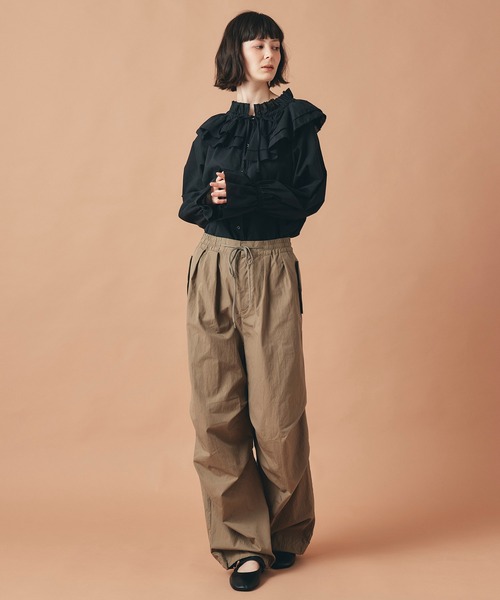 AT THE TRNK(アットザトランク)の「パラシュート パンツ AT THE TRNK(その他パンツ・レディース・ブラック/モカ・フリー)」の7枚目の写真