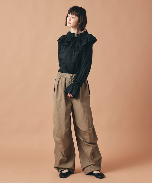 AT THE TRNK(アットザトランク)の「パラシュート パンツ AT THE TRNK(その他パンツ・レディース・ブラック/モカ・フリー)」の8枚目の写真