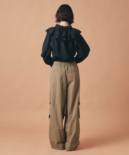 AT THE TRNK(アットザトランク)の「パラシュート パンツ AT THE TRNK(その他パンツ・レディース・ブラック/モカ・フリー)」の12枚目の写真