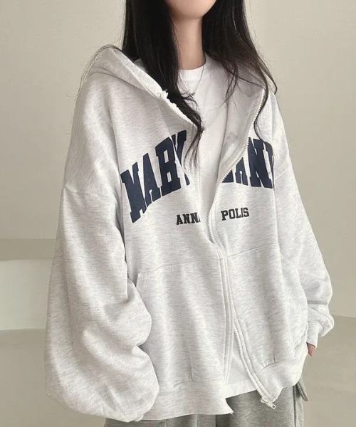 MELT(メルト)の「【オーバーサイズでゆったり可愛い♪】カレッジロゴジップアップパーカー/秋服/冬服(パーカー・レディース・ライトグレー/グレー/ネイビー/ブラック・FREE)」の18枚目の写真