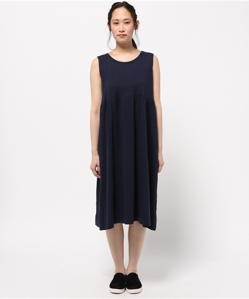 LBC(エルビーシー)の「om コットンレーヨンカットワンピース(ワンピース・レディース・ネイビー/ライトグレー/オリーブ・MEDIUM/LARGE)」の10枚目の写真