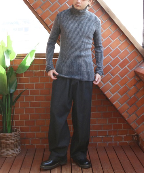 ８(eight)（エイト）の「リブ編みタートルネックセーター（ニット/セーター・メンズ・ホワイト/ワイン/カーキ/グレー/チャコールグレー/ブラック/ブルー・LARGE/MEDIUM/X-LARGE）」の16枚目の写真