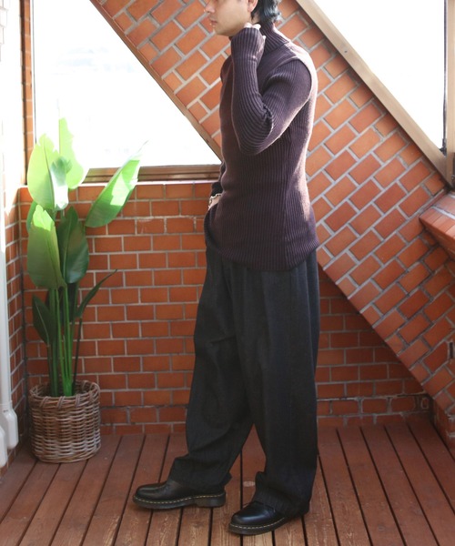 ８(eight)（エイト）の「リブ編みタートルネックセーター（ニット/セーター・メンズ・ホワイト/ワイン/カーキ/グレー/チャコールグレー/ブラック/ブルー・LARGE/MEDIUM/X-LARGE）」の22枚目の写真