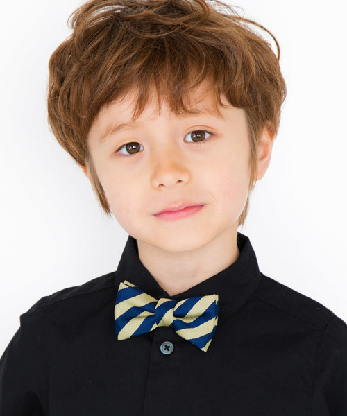 BOW(ボウ)の「【BOW /ボウ】息子に恋する蝶ネクタイ♪ ボタンにラクラク取付け♪ (蝶ネクタイ・キッズ・グリーン系その他/ダークインディゴブルー/ブラック×ホワイト/レッド系その他/ゴールド×グレー/ブラック/スカイブルー/ワイン/ブルー系その他/ブラック系その他/ブラック系その他2/ブルー系その他3/ブルー系その他2・ONESIZE)」の13枚目の写真