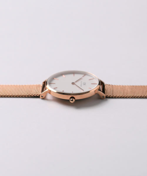 Daniel Wellington（ダニエルウェリントン）の「DANIEL WELLINGTON / CLASSIC PETITE 32mm　ローズゴールド（アナログ腕時計・レディース・ブラック/ホワイト・ONE SIZE）」の13枚目の写真