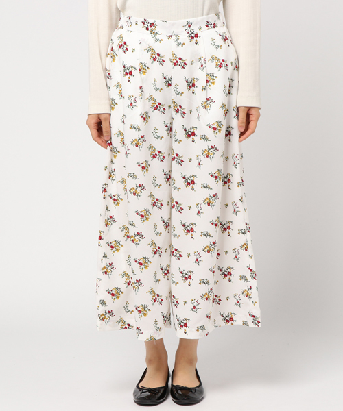 LBC（エルビーシー）の「花柄プリントイージーパンツ  （その他パンツ・レディース・ホワイト/イエロー/ブラック・LARGE/MEDIUM）」の9枚目の写真