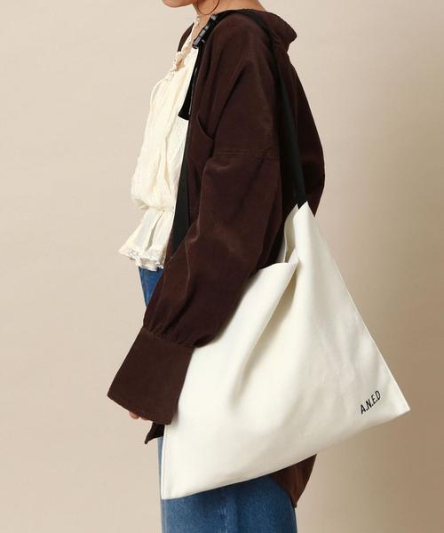 Another Edition(アナザーエディション)の「ロゴショルダーバッグ(ショルダーバッグ・レディース・オフホワイト/ブラック/グレー/オレンジ・FREE)」の2枚目の写真