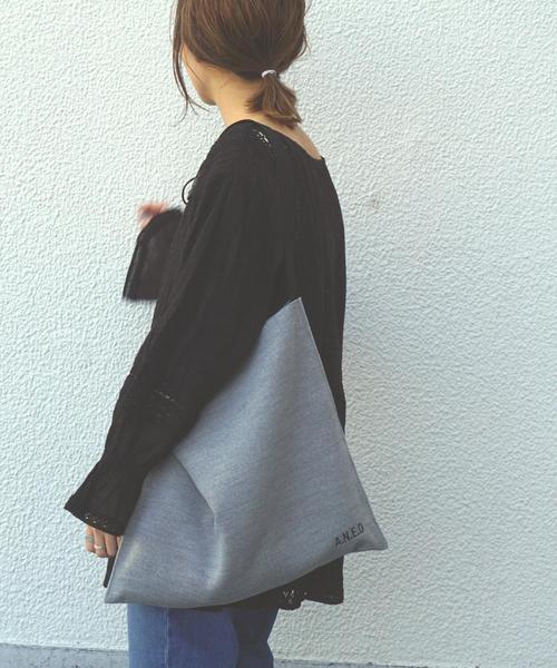 Another Edition(アナザーエディション)の「ロゴショルダーバッグ(ショルダーバッグ・レディース・オフホワイト/ブラック/グレー/オレンジ・FREE)」の21枚目の写真