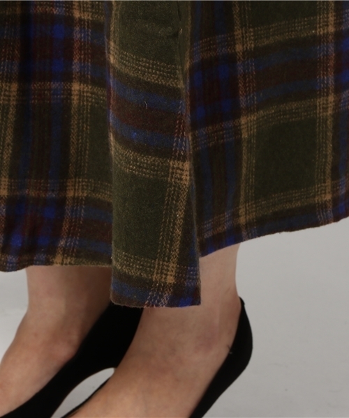 MERLOT（メルロー）の「チェック柄タックフレアスカート1096（スカート・レディース・グレー/ネイビー/カーキ/オレンジ・FREE）」の5枚目の写真