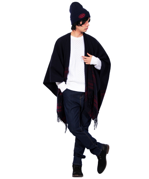 ８(eight)（エイト）の「裾ライン 大判 マフラー ストール（ポンチョ・メンズ・ブラック/ネイビー/ベージュ・FREE）」の16枚目の写真