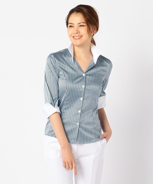 NARACAMICIE（ナラカミーチェ）の「ストレッチサテンストライプスタンドカラー七分袖シャツ（シャツ/ブラウス・レディース・ブルー/ピンク・MEDIUM/LARGE/SMALL）」の5枚目の写真