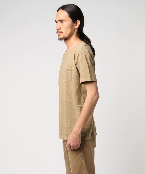 HANES(ヘインズ)の「【Hanes/ヘインズ】メンズ ポケット付きTシャツ ヘインズスポーツウェア ヘインズ(Tシャツ/カットソー・メンズ・その他5/ライム/ブラック/ロイヤルブルー/ダークネイビー/オフホワイト/ベージュ/スカイブルー・SMALL/LARGE/MEDIUM/X-SMALL)」の9枚目の写真