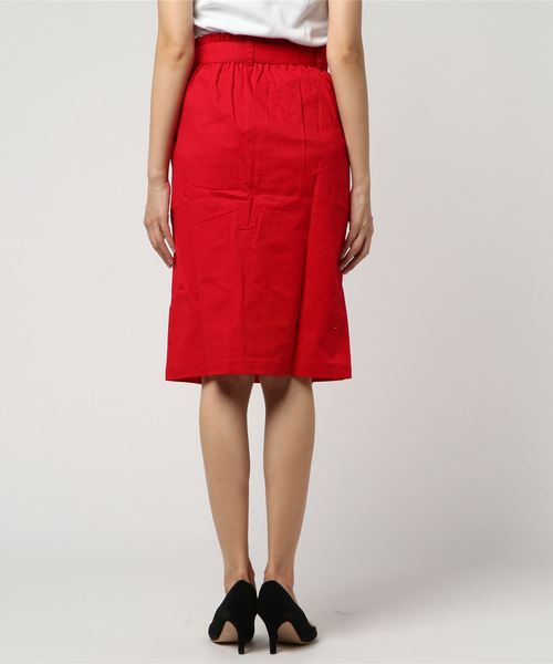 STYLEBLOCK（スタイルブロック）の「綿ツイルベルト付きタックトレンチスカート（スカート・レディース・レッド/カーキ/ベージュ/ライトベージュ/ネイビー/イエロー/ピンク/ターコイズブルー・M）」の10枚目の写真