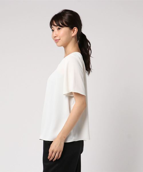 NATURAL BEAUTY BASIC（ナチュラルビューティーベーシック）の「ポインテッドゴールドブラウス（シャツ/ブラウス・レディース・オフホワイト/ピンク/ネイビー・LARGE/MEDIUM/SMALL）」の4枚目の写真