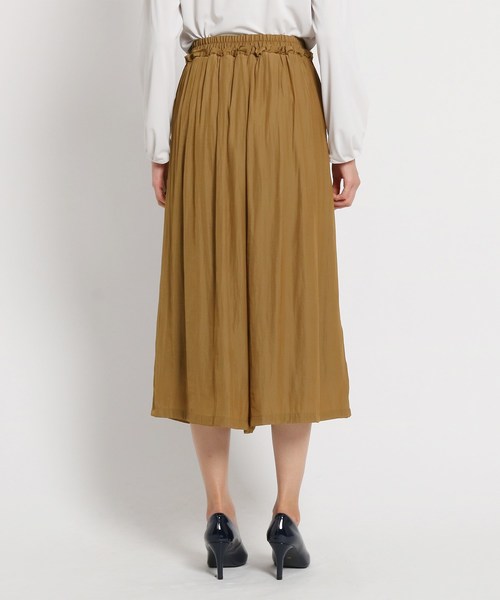 Sunauna(スーナウーナ)の「【洗える】パウダーサテンパンツ(その他パンツ・レディース・ネイビー/キャメル・40/38/36)」の8枚目の写真