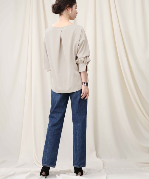 STUDIOUS（ステュディオス）の「【STUDIOUS】マット2WAY ボリューム袖ブラウス（シャツ/ブラウス・レディース・オフホワイト/ブラック/ライトベージュ/サックスブルー/ライトブラウン/ダークブルー・FREE）」の9枚目の写真