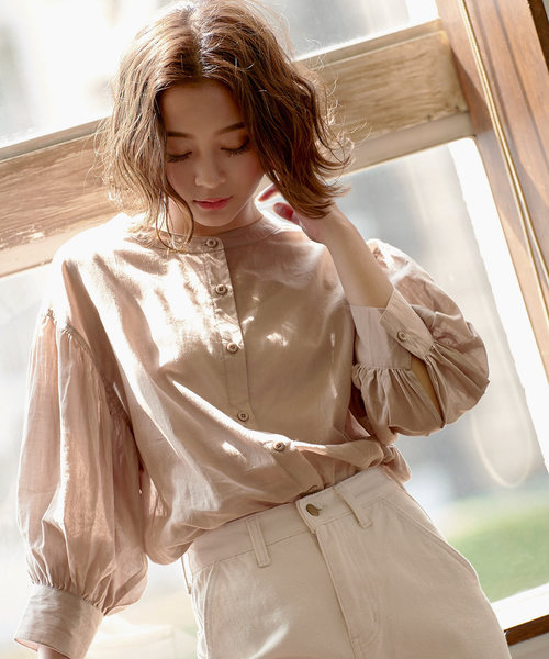 KOBE LETTUCE（コウベレタス）の「ボリュームスリーブ薄手コットンブラウス（シャツ/ブラウス・レディース・ベージュ/オフホワイト/ブルー/グリーン・FREE）」の11枚目の写真