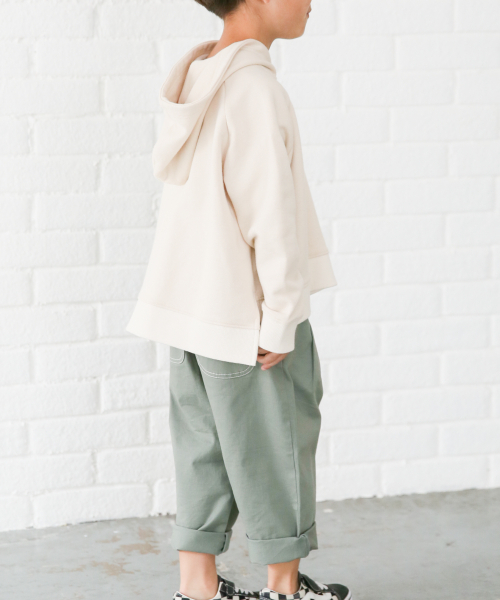 LOWRYS FARM（ローリーズファーム）の「ウラケフーディ　851700（パーカー・キッズ・アイボリー/ベージュ/ブルー・110/120/130）」の11枚目の写真