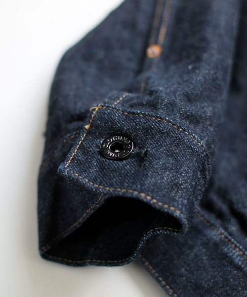 Denime（ドゥニーム）の「【MADE IN JAPAN】14.5oz ルーズ 1ST デニムジャケット WW2（デニムジャケット・メンズ・インディゴブルー・SMALL/MEDIUM/LARGE/X-LARGE）」の5枚目の写真