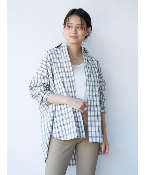 AMERICAN HOLIC(アメリカンホリック)の「バックタックポケット付きBIGシャツ *〇(シャツ/ブラウス・レディース・オフホワイト/ストライプ/チェック/グレイッシュベージュ・M/L)」の1枚目の写真