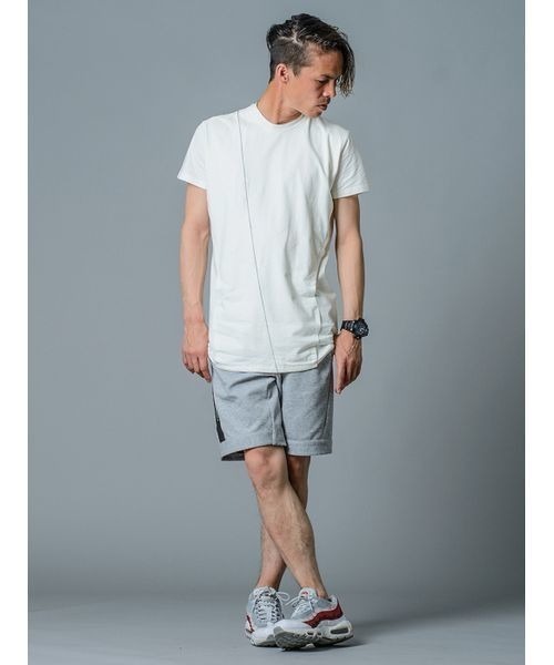 REGIEVO(レジエボ)の「【REGIEVO】シンプルな切り替えBIGシルエットTシャツ フロントポケット付き(Tシャツ/カットソー・メンズ・ホワイト/ブラック/グレー・XL/S/M/L)」の4枚目の写真