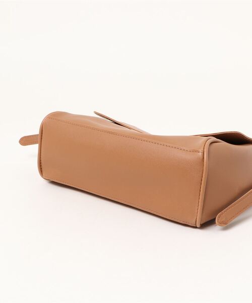 aimoha（アイモハ）の「シンプルショルダーバッグ（ショルダーバッグ・レディース・ブラウン/ベージュ/チョコ/ブラック/オフホワイト/ライトベージュ・FREE）」の7枚目の写真