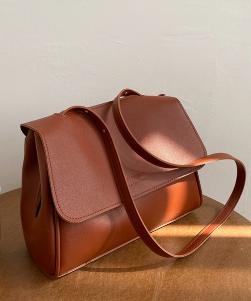 aimoha（アイモハ）の「シンプルショルダーバッグ（ショルダーバッグ・レディース・ブラウン/ベージュ/チョコ/ブラック/オフホワイト/ライトベージュ・FREE）」の16枚目の写真