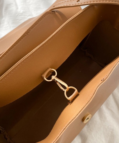 aimoha（アイモハ）の「シンプルショルダーバッグ（ショルダーバッグ・レディース・ブラウン/ベージュ/チョコ/ブラック/オフホワイト/ライトベージュ・FREE）」の21枚目の写真