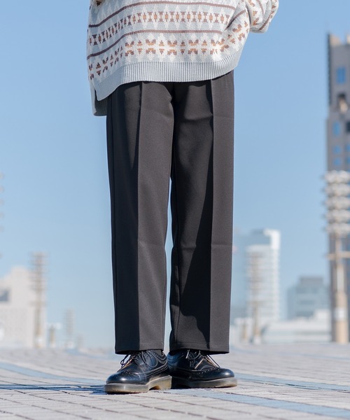 kutir(クティール)の「センタープレス2タックトラウザー(その他パンツ・メンズ・チャコールグレー/ライトブルー/ブラック/オフホワイト・SMALL/MEDIUM/LARGE)」の3枚目の写真