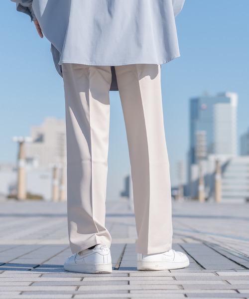 kutir(クティール)の「センタープレス2タックトラウザー(その他パンツ・メンズ・チャコールグレー/ライトブルー/ブラック/オフホワイト・SMALL/MEDIUM/LARGE)」の11枚目の写真