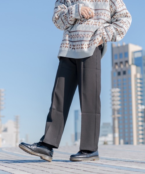 kutir(クティール)の「センタープレス2タックトラウザー(その他パンツ・メンズ・チャコールグレー/ライトブルー/ブラック/オフホワイト・SMALL/MEDIUM/LARGE)」の12枚目の写真