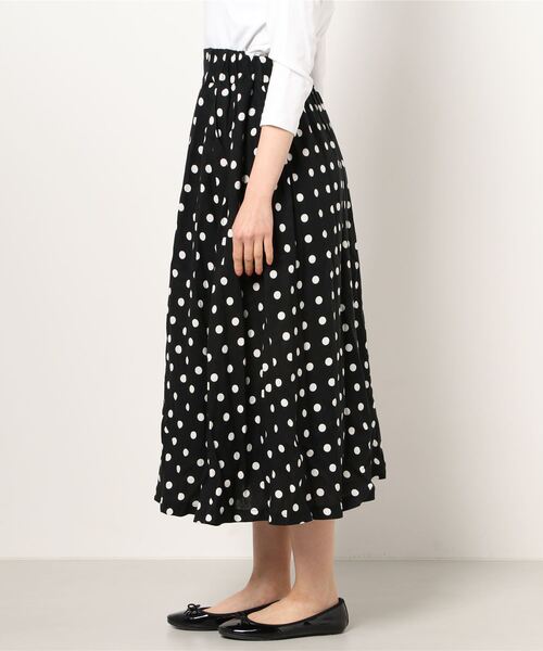 Furryrate(ファーリーレート)の「・furry rate ドットタックスカート*(スカート・レディース・ブラック/ナチュラル/モカ・FREE)」の5枚目の写真