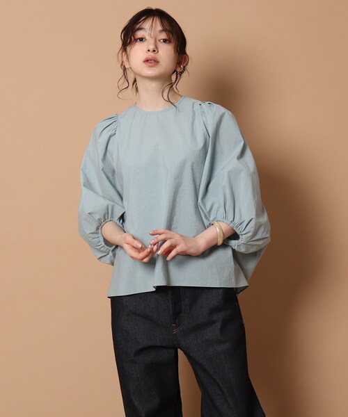 DRESSTERIOR(ドレステリア)の「◆【Marisol8月号/GISELe8・9月号/Marisol・STORY・GISELe7月号/Lee・Oggi4月号掲載】ボリュームスリーブブラウス(シャツ/ブラウス・レディース・ブラック/サックスブルー/ホワイト系・38)」の11枚目の写真