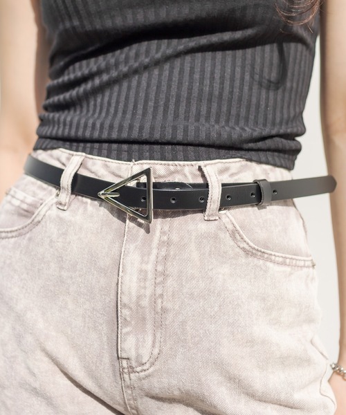 RASVOA(ラスボア)の「三角バックルベルト(ベルト・レディース・ブラック/ベージュ・FREE)」の6枚目の写真